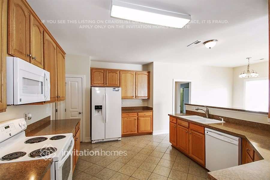 Building Photo - 20229 Colony Point Ln