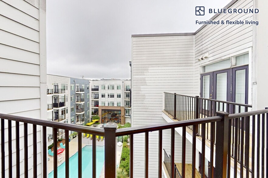 Building Photo - 2425 Blueridge Ave