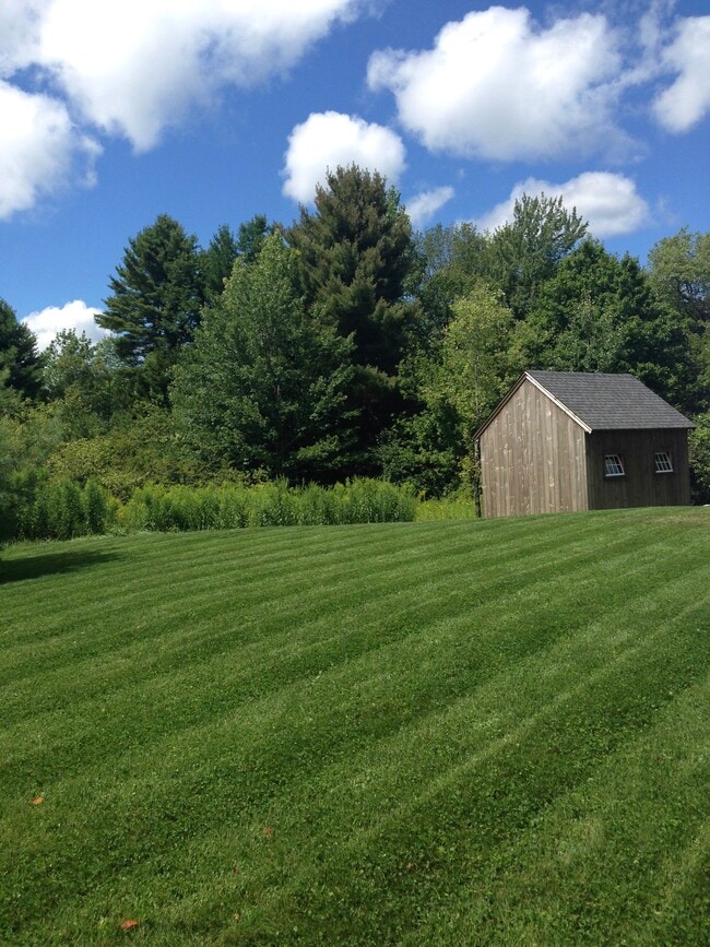 Building Photo - 66 Access Rd