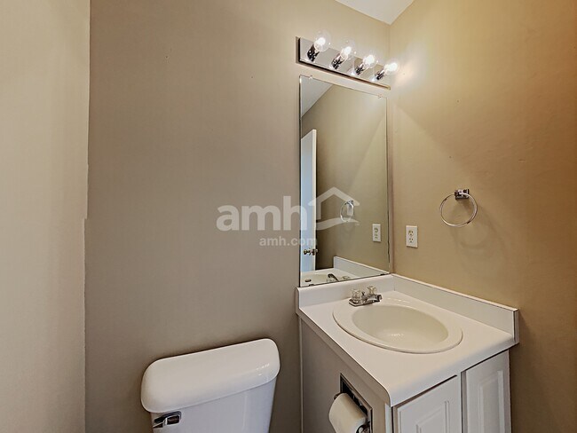 Building Photo - 9595 Canberra Dr