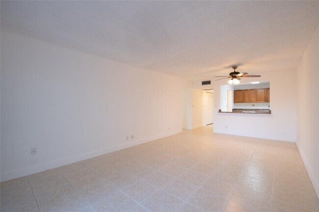 Building Photo - 9233 SW 8th St