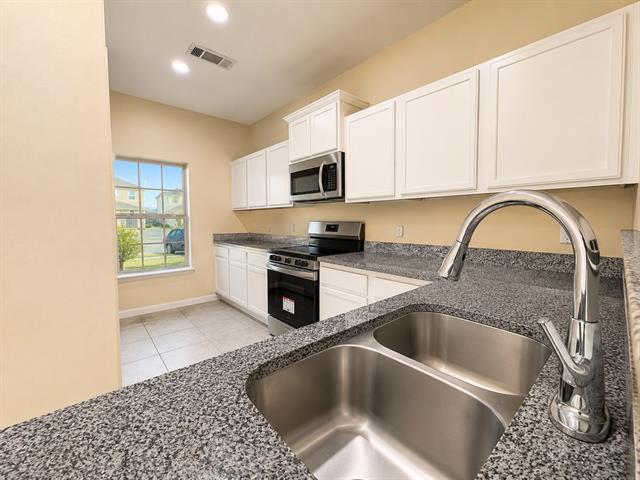 Building Photo - 5945 Obsidian Creek Dr