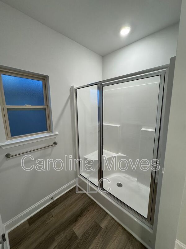 Building Photo - 339 Cypress Holw Trl