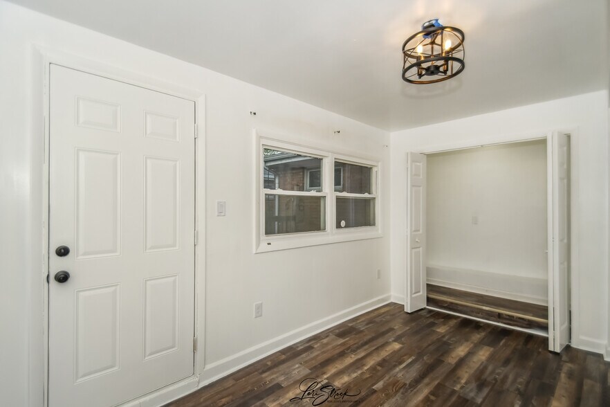 Building Photo - 17103 Burnham Ave