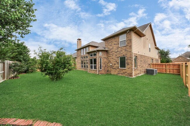 Building Photo - 22719 Shieldhall Ln