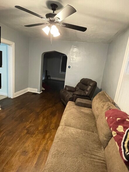 Building Photo - 4114 Grizella St