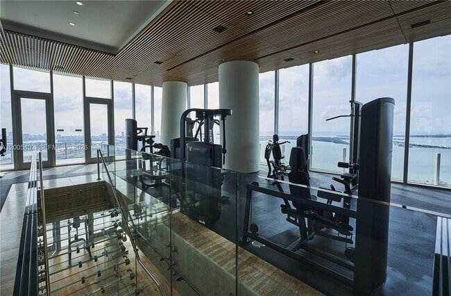 Building Photo - 300 Biscayne Blvd Way