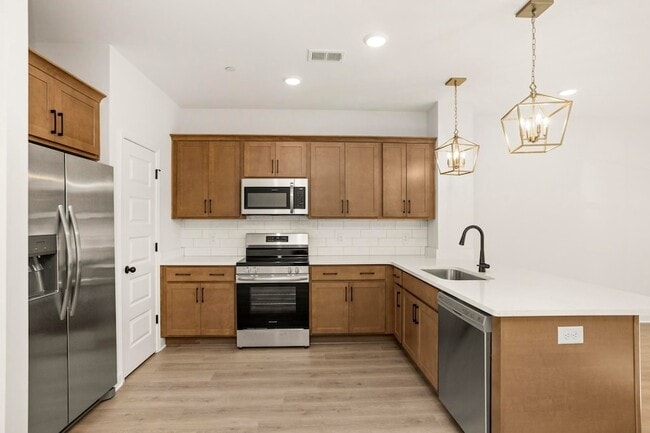 Building Photo - 505 Tappan Private Ln