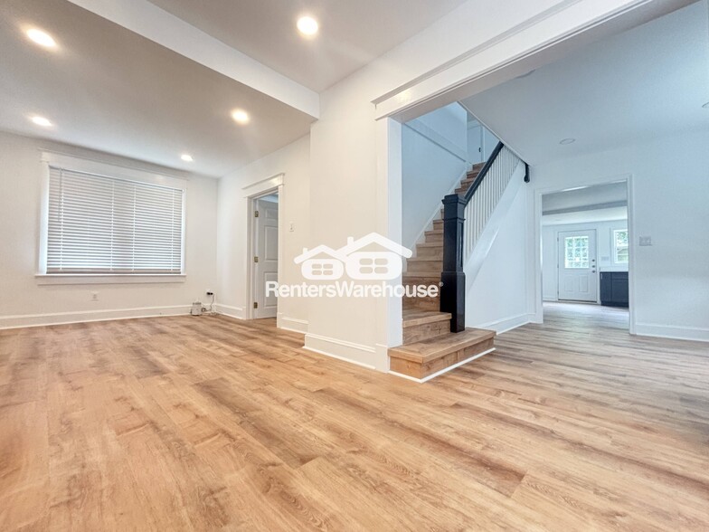 Building Photo - 5711 Ager Rd