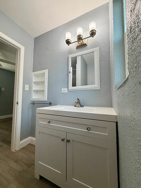 Building Photo - 401 S Mars Ave