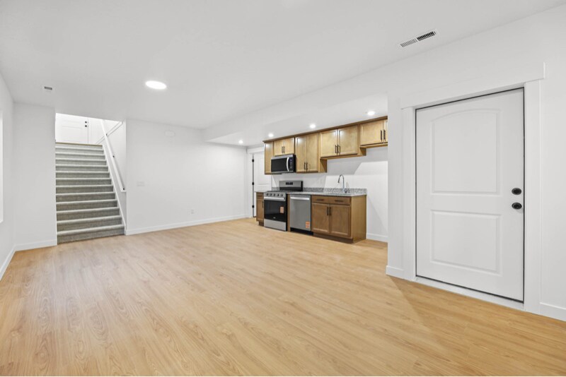 Building Photo - 3509 E 1120 S