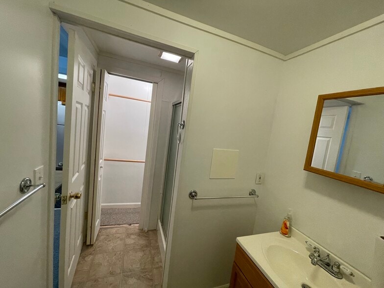 Building Photo - 125 S 7th St