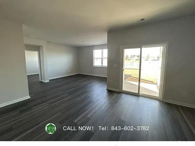 Building Photo - 522 Firouz Dr