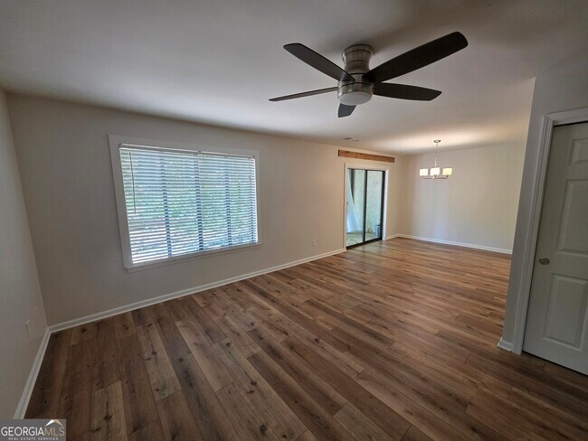 Building Photo - 76 Cobblestone Creek