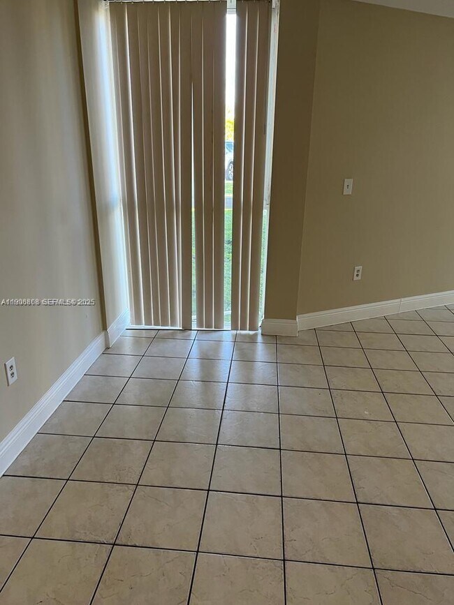 Building Photo - 7165 NW 186th St