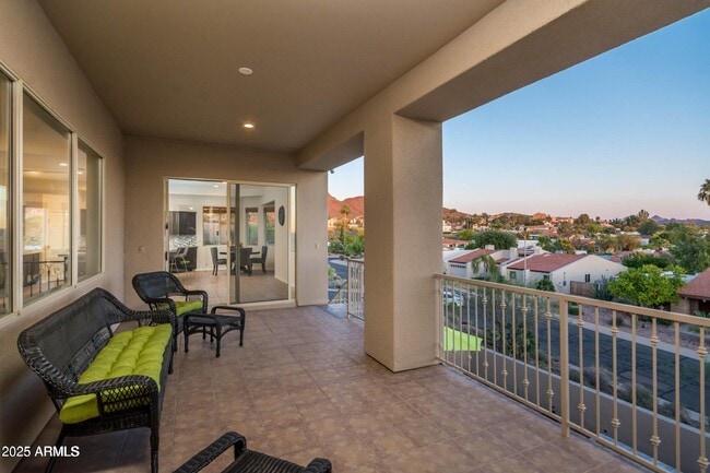 Building Photo - 908 E Waltann Ln