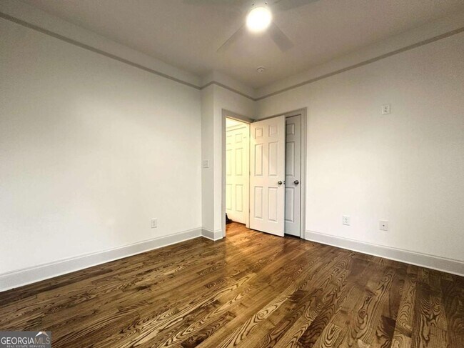 Building Photo - NORMALTOWN HOME - AVALIBLE NOW OR FOR AUGUST 2026!!