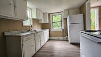 Building Photo - Remodeled 1 bedroom, standalone unit