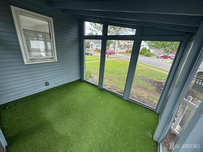 Building Photo - 51 Kenwood Terrace