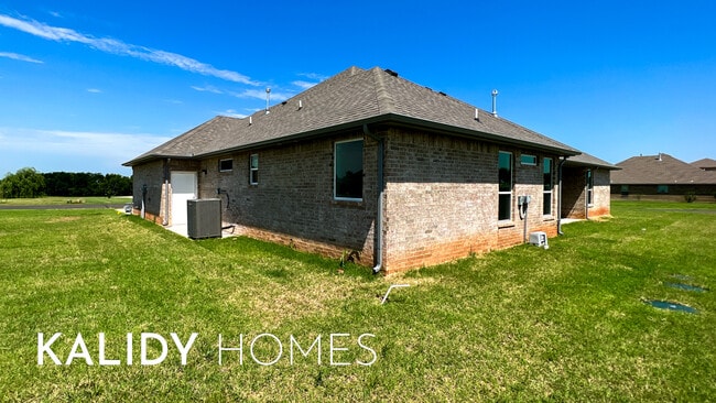 Building Photo - 20456 Antler Farms Dr