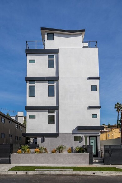 Primary Photo - 1316 N Vista St