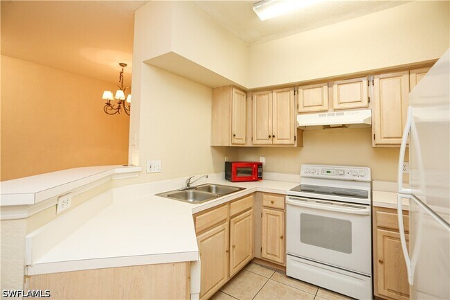 Building Photo - 23640 Walden Center Dr
