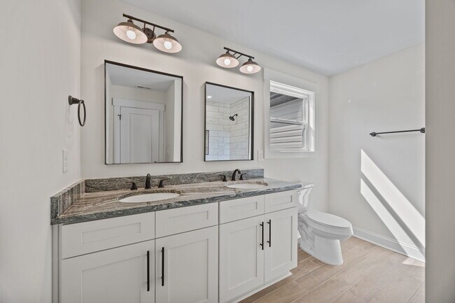 Building Photo - 1020 Gibson Rd