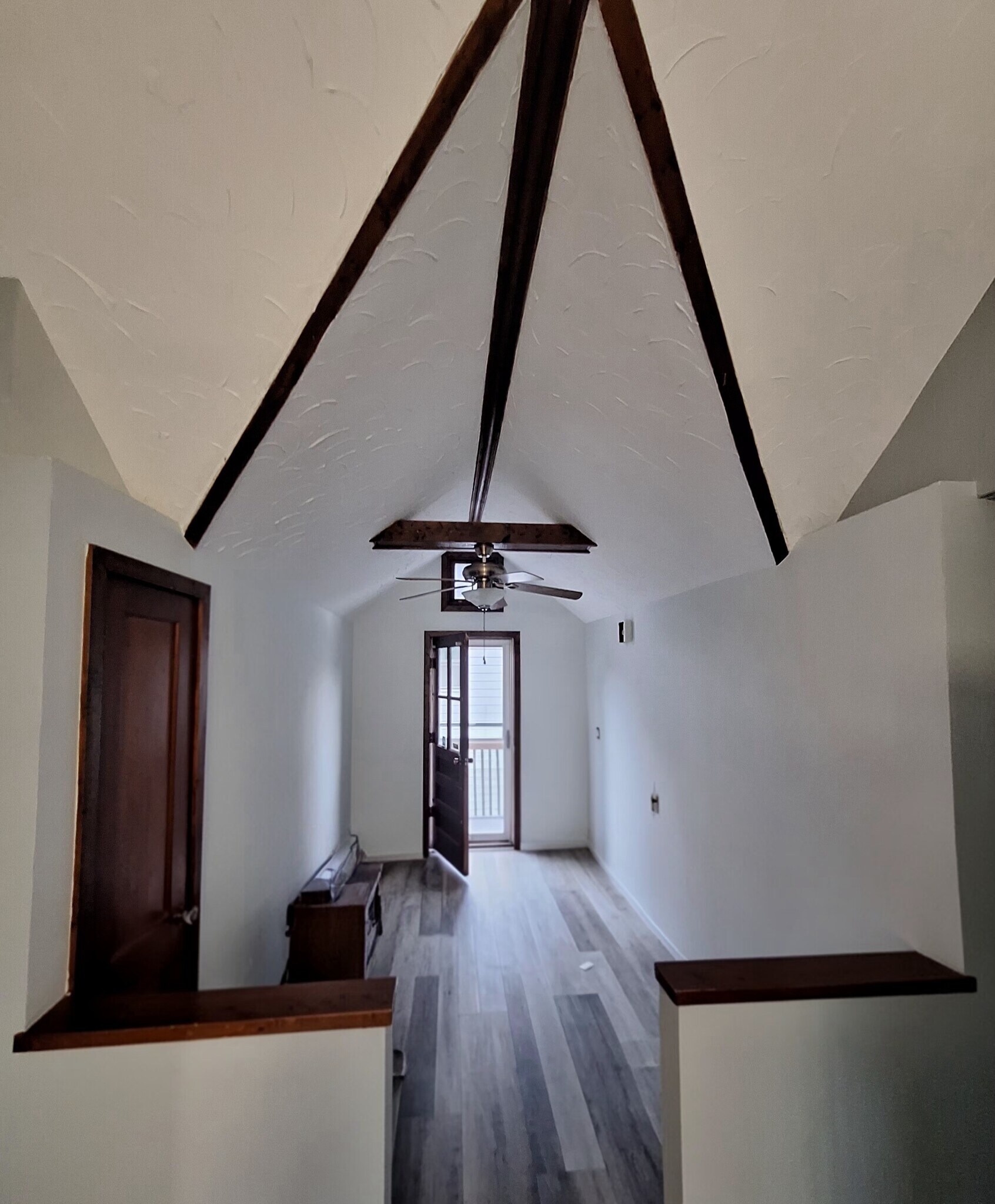 Building Photo - 125 Hemlock St