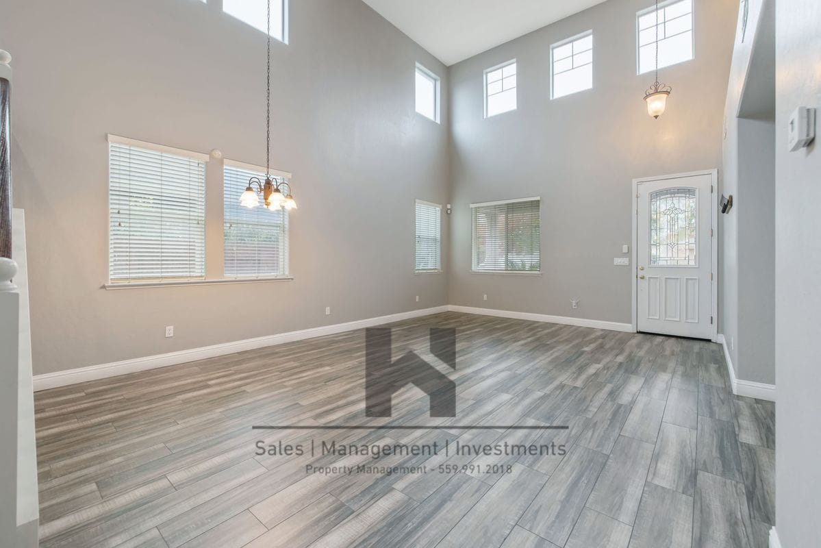 Building Photo - 3169 Brickfield Ave