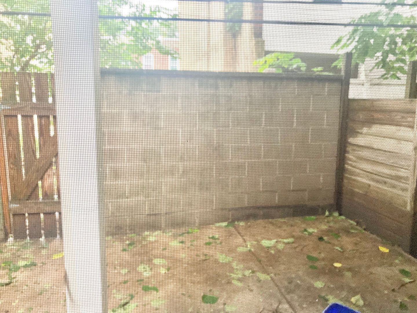 Building Photo - Updated 3-Bedroom in Grays Ferry