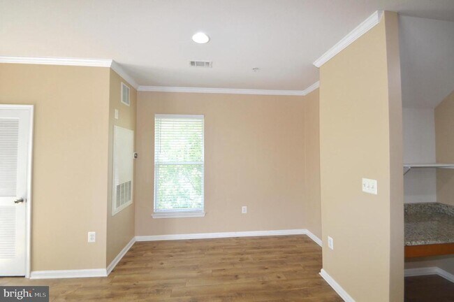 Building Photo - 5117 Travis Edward Way