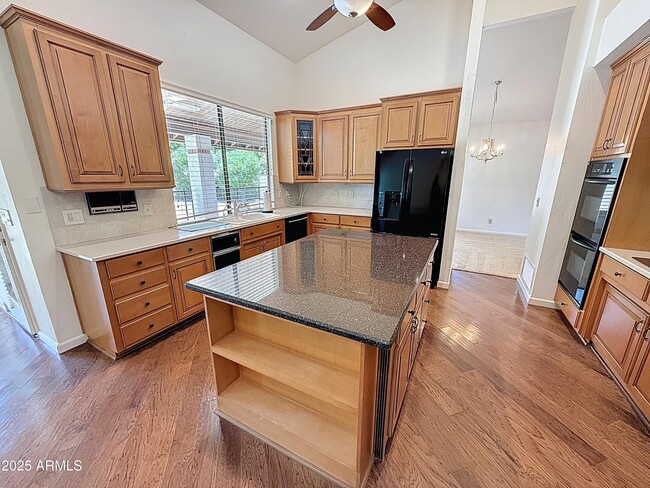 Building Photo - 9888 E Ironwood Dr