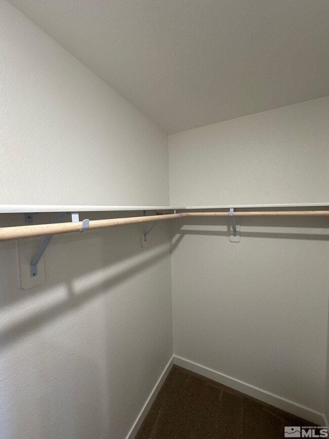 Building Photo - 420 Summer Triangle Dr