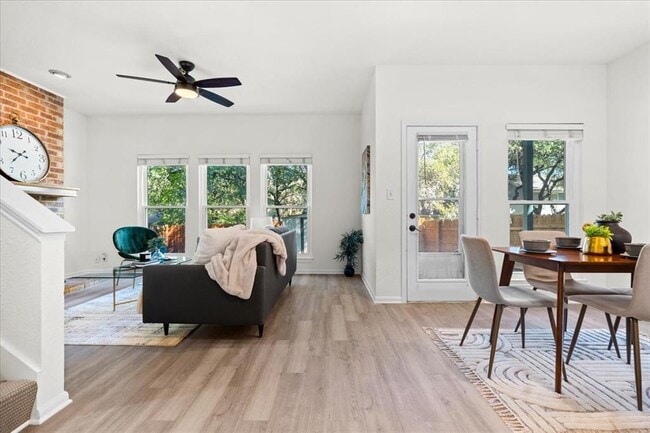 Building Photo - 1604 Cinnamon Path