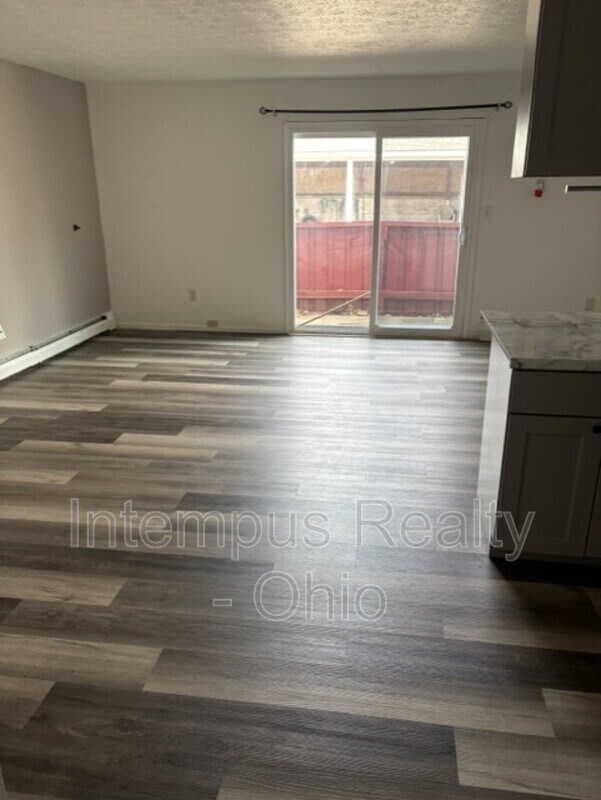 Building Photo - 5936 Callaway Cir