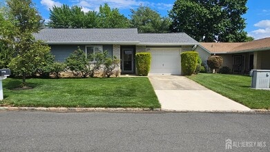 Building Photo - 449 Closter Rd