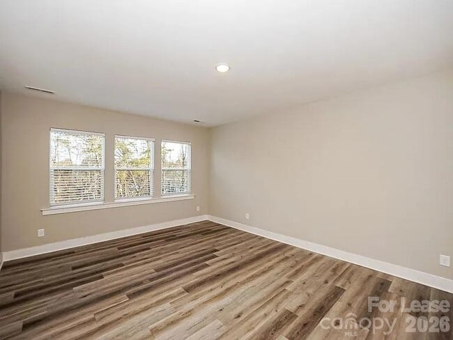 Building Photo - 108 Glencoe Ln