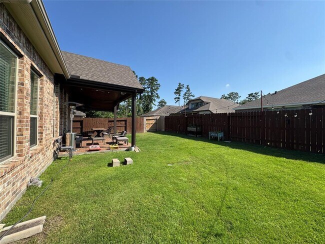 Building Photo - 16847 Hammon Woods Dr