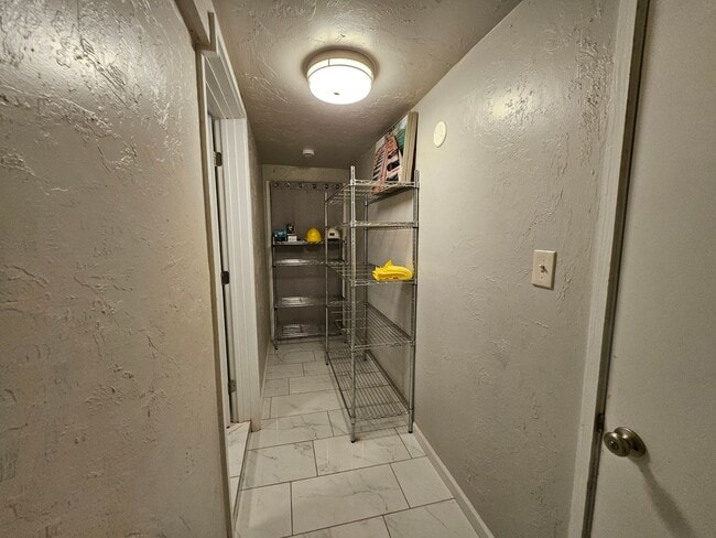 Building Photo - Fully Furnished 3 bedroom North Kihei Home