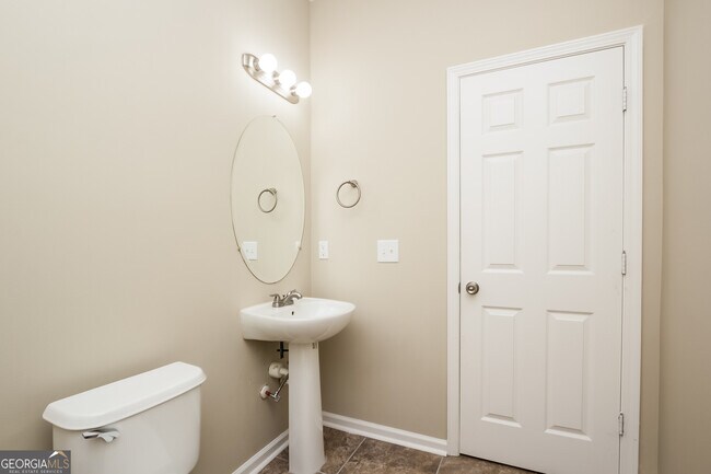Building Photo - 1260 Sailwind Ct