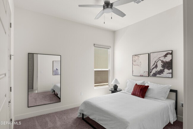 Building Photo - 828 Durham Wy