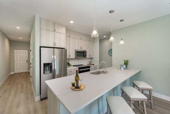 Building Photo - 870 Paddleboard Ct