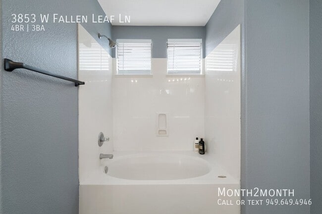 Building Photo - Pleasant on W Fallen Leaf Ln