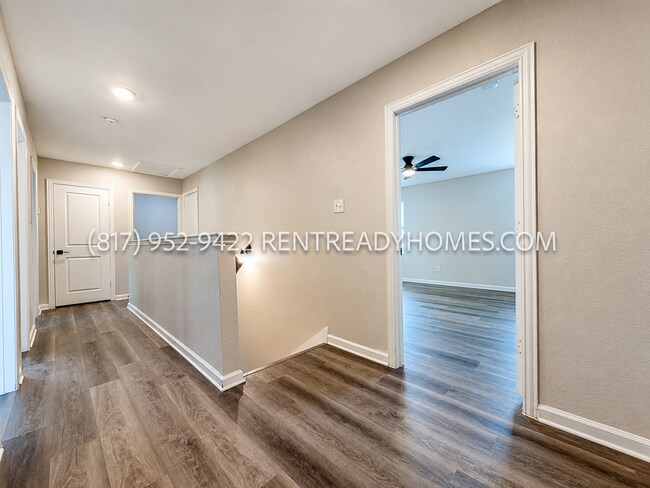 Building Photo - 419 Covington Cv