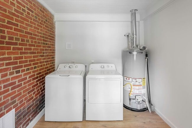 Building Photo - Great Completley renovated Cape Cod for Re...