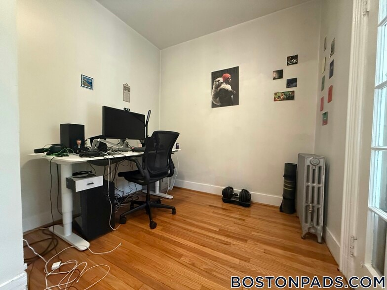 Building Photo - 50 Vinal Ave