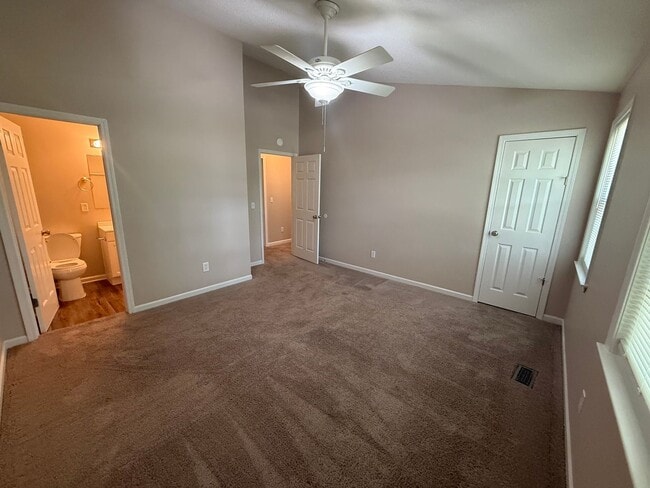 Building Photo - 3346 Oak Trees Ct