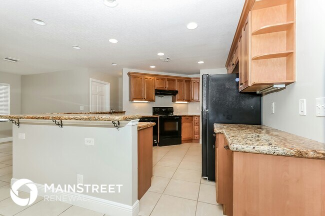 Building Photo - 17413 42nd Rd N