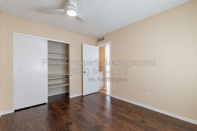 Building Photo - 5237 W Boston Way S