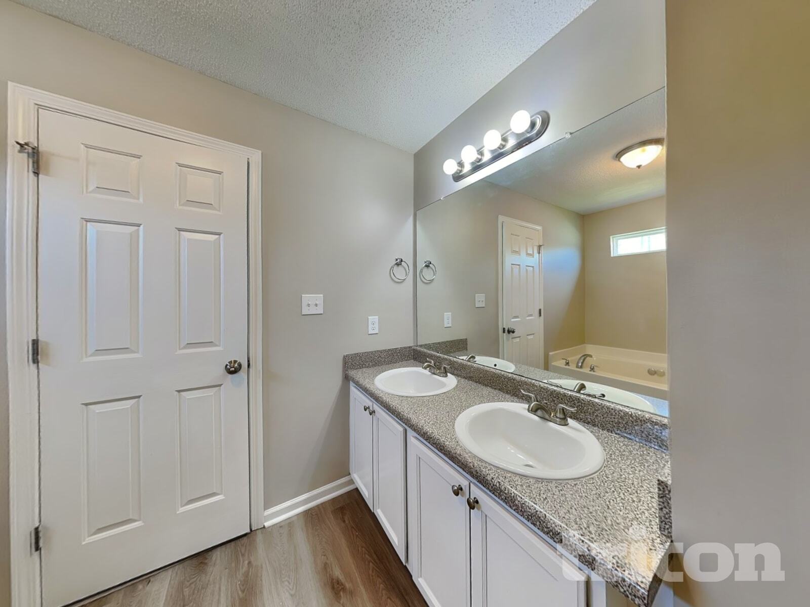 Building Photo - 2635 Brookgate Crossing